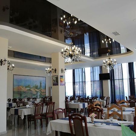Hotel 725 B บาทูมิ ภายนอก รูปภาพ