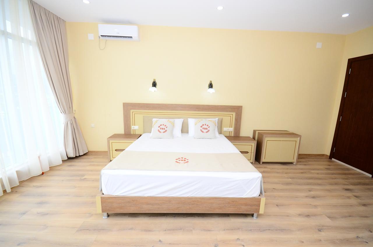 Hotel 725 B บาทูมิ ภายนอก รูปภาพ