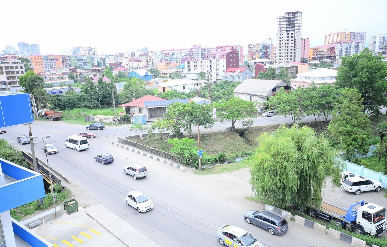 Hotel 725 B บาทูมิ ภายนอก รูปภาพ