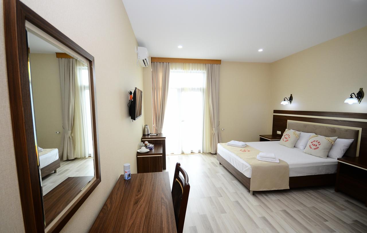 Hotel 725 B บาทูมิ ภายนอก รูปภาพ