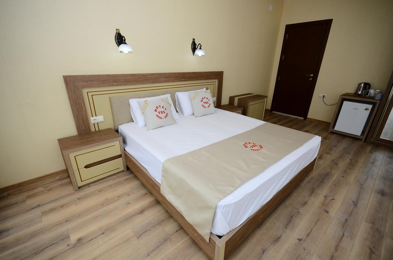 Hotel 725 B บาทูมิ ภายนอก รูปภาพ