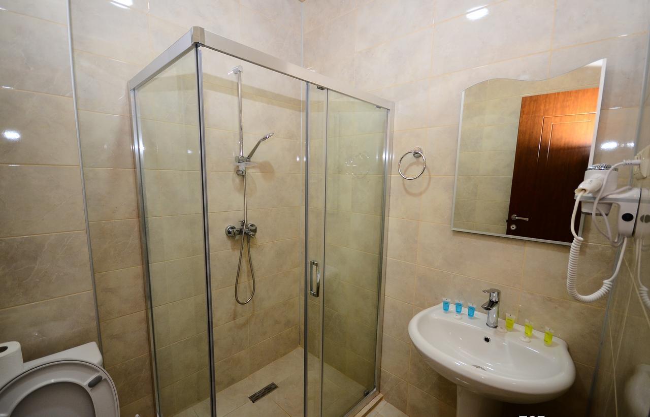 Hotel 725 B บาทูมิ ห้อง รูปภาพ