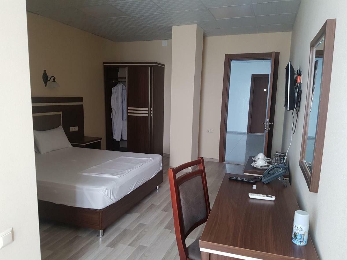 Hotel 725 B บาทูมิ ภายนอก รูปภาพ